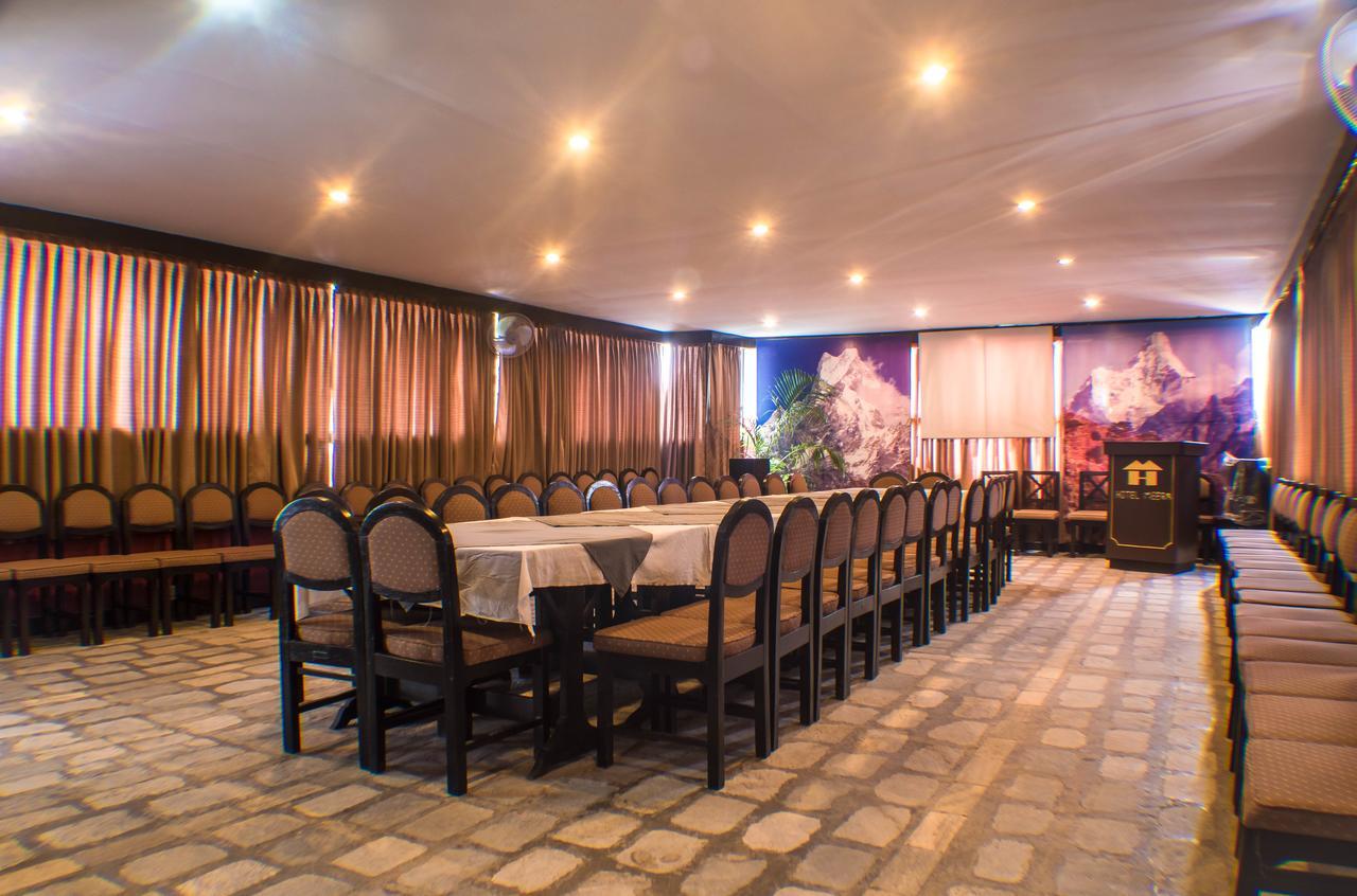 Hotel Meera 포카라 외부 사진